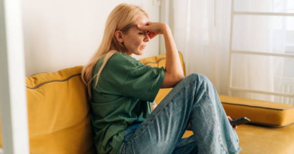 How to Know When to Stop Waiting for Him to Propose: 9 Tips - Waiting for a proposal can be an emotionally taxing experience, filled with uncertainty and anticipation.